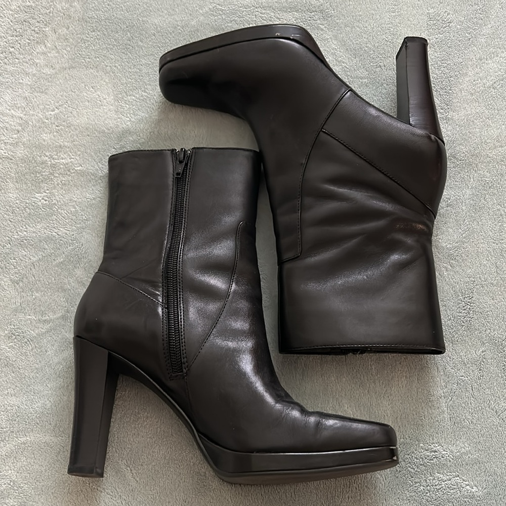 EUC Black Boots - Picture 3 of 3